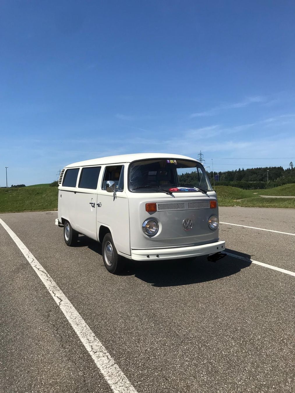 VW Automobili: VW Bus T2b – Usato da Aathal-Seegräben venduto da Kirli-Trax