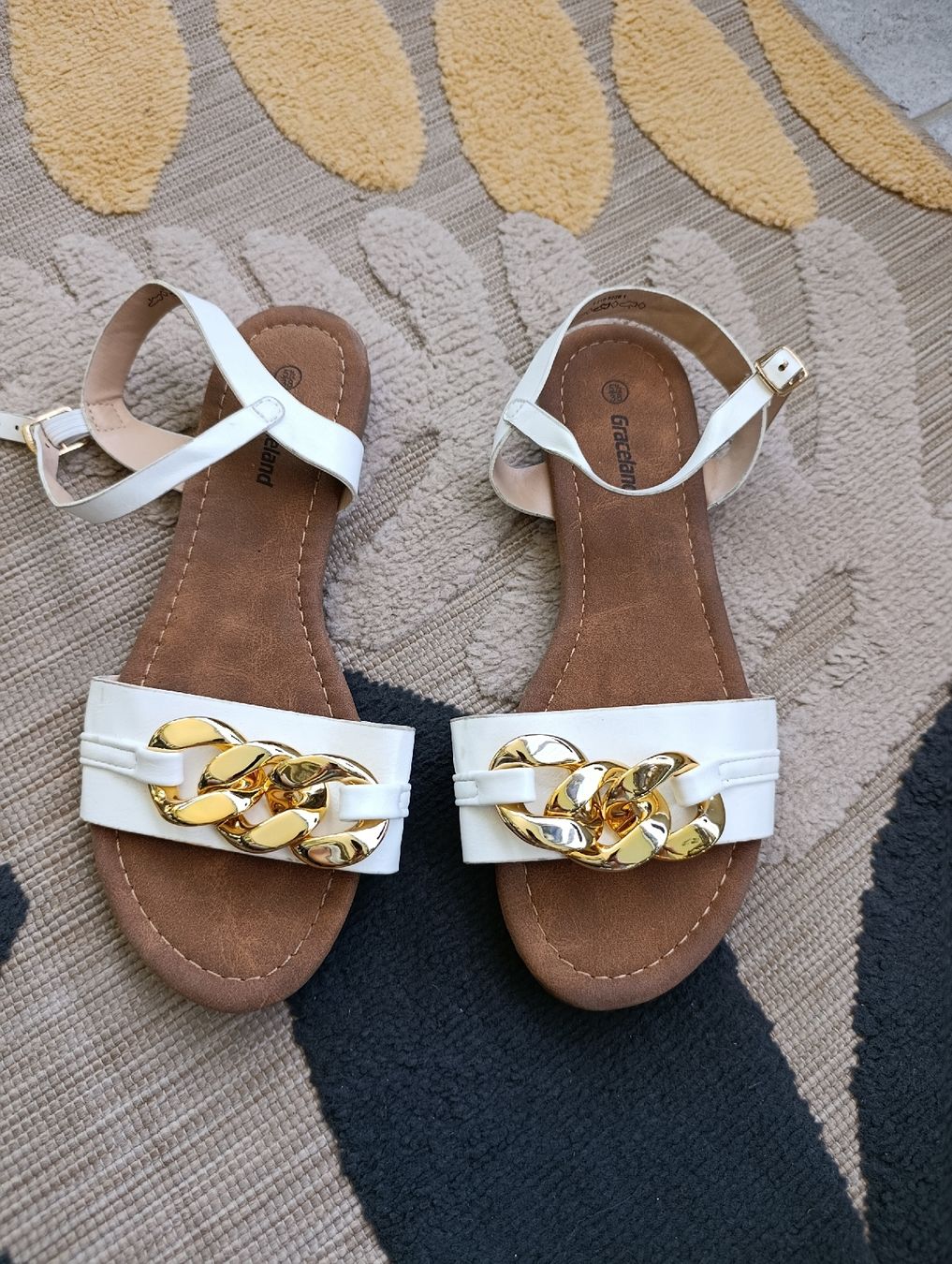 Graceland Scarpe da donna: SANDALES GRACELAND BLANC 38 – Usato da Sierre venduto da shirley04