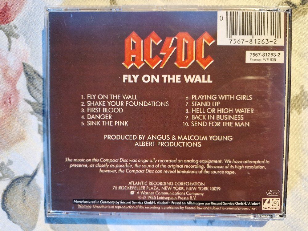 CD: AC/DC – Fly On The Wall - b – Usato da Brittnau venduto da Zibu 1