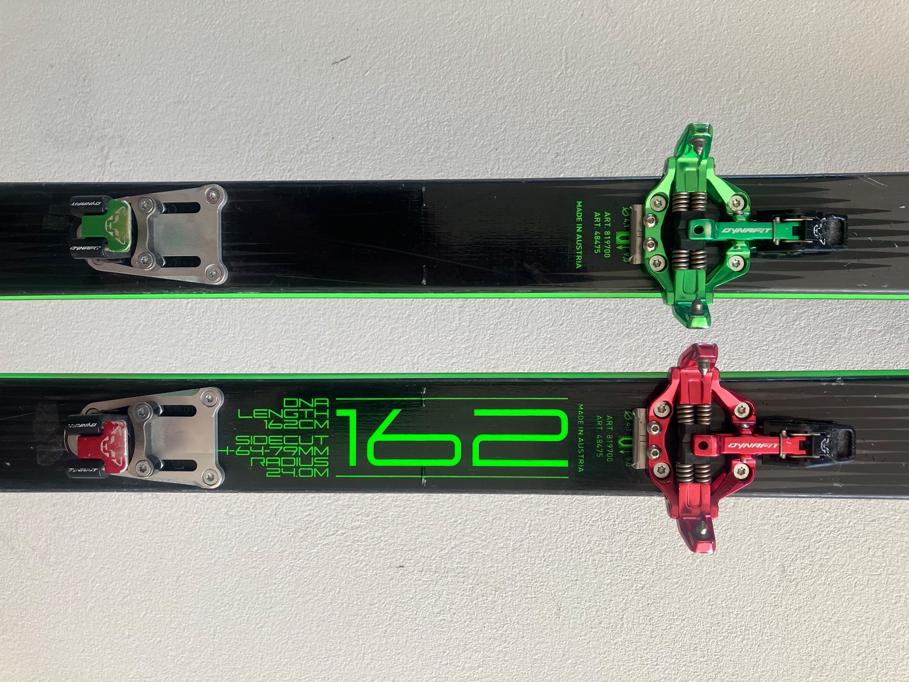 Dynafit Sci: Dynafit DNA skis + fixations + peaux – Usato da Vernier venduto da Ali_cn5b 1