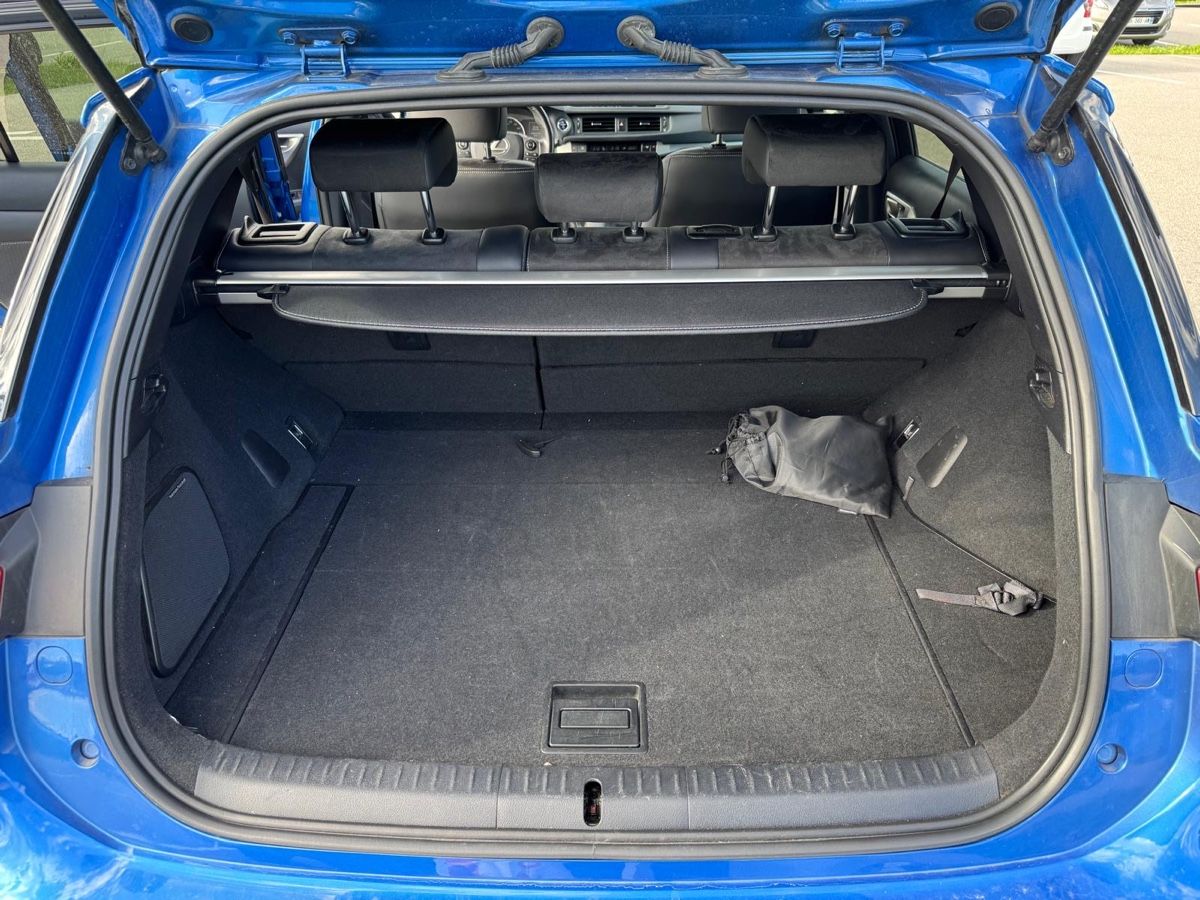 Lexus Automobili: LEXUS CT200h F-Sport – Usato da Wallisellen venduto da fedealbo 5