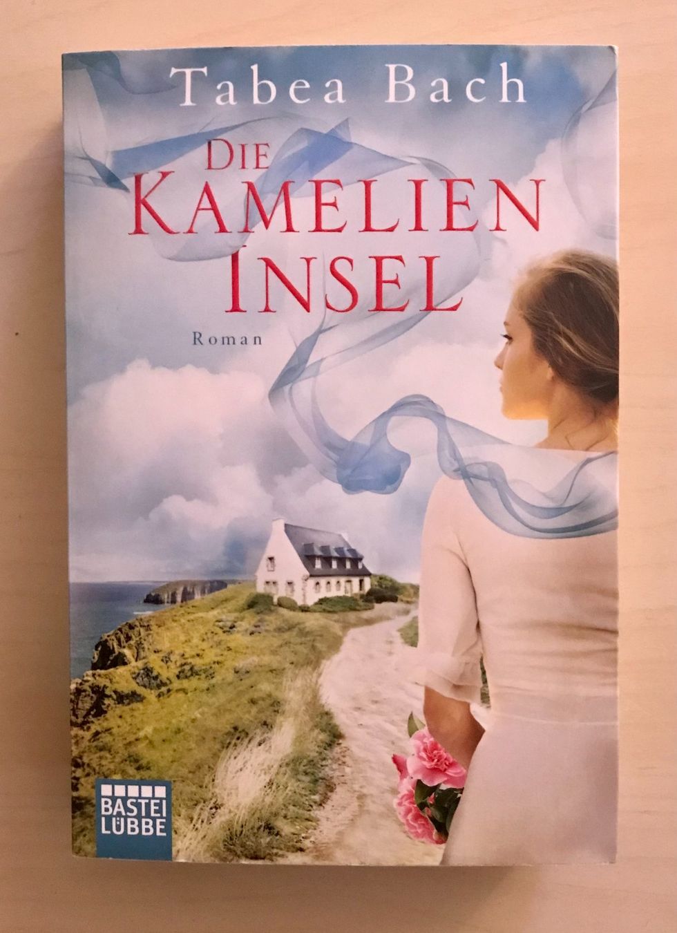 Libri: Die Kamelien-Insel - Roman von Tabea Bach – Usato da Feuerthalen venduto da kigo87