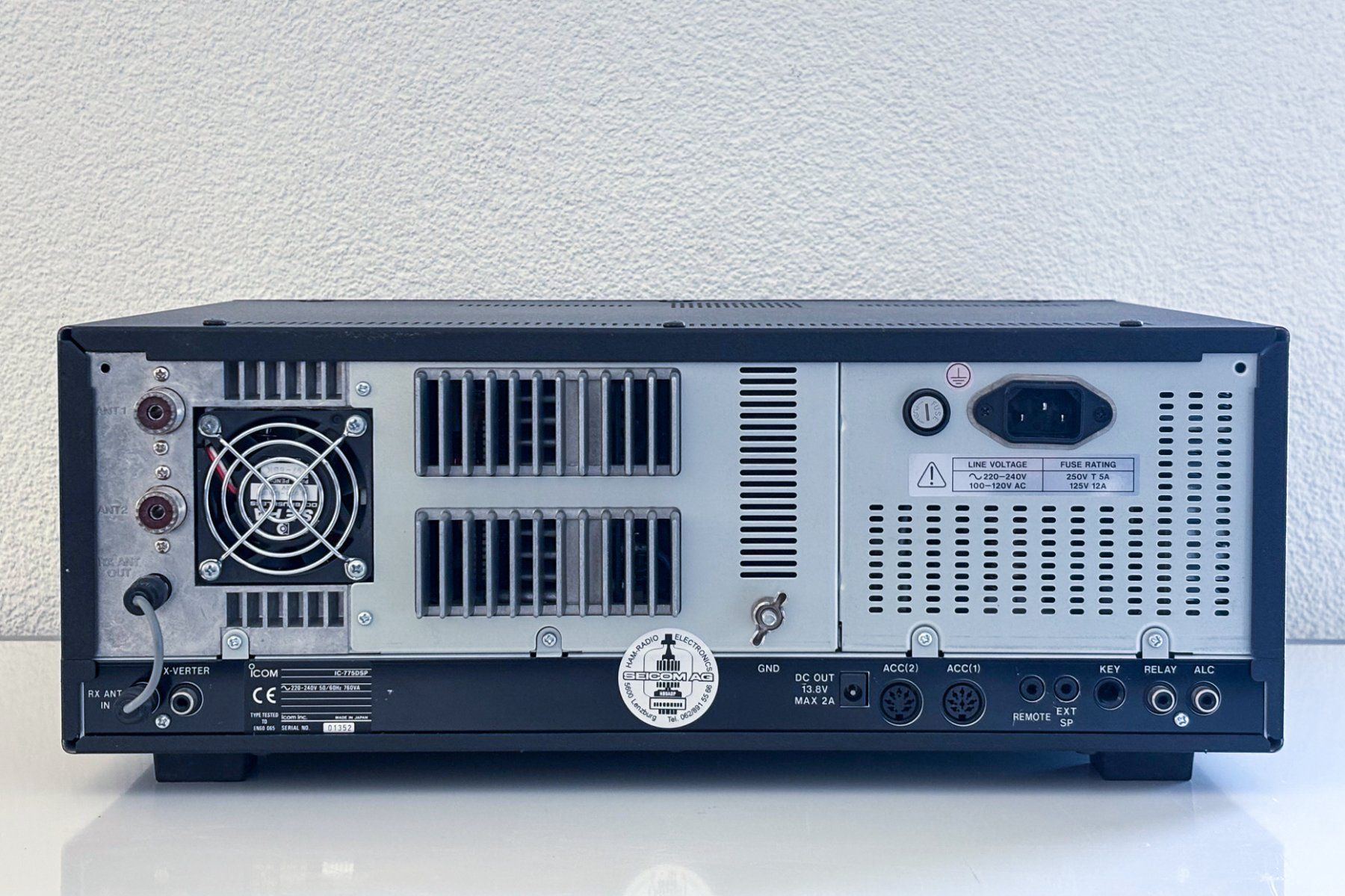 Icom Funktechnik: ICOM IC-775DSP (200W) – Gebraucht aus Zürich von J2O 2