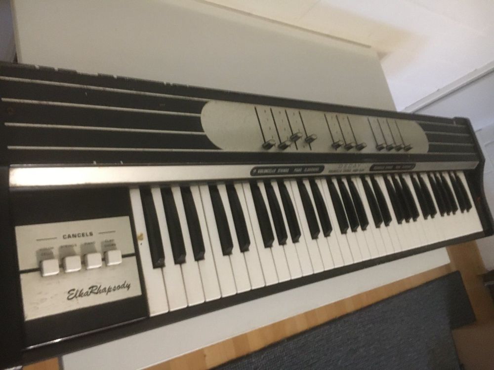 Elka Rhapsody (Gebraucht) in Wegenstetten für CHF 105 – nur Abholung ...