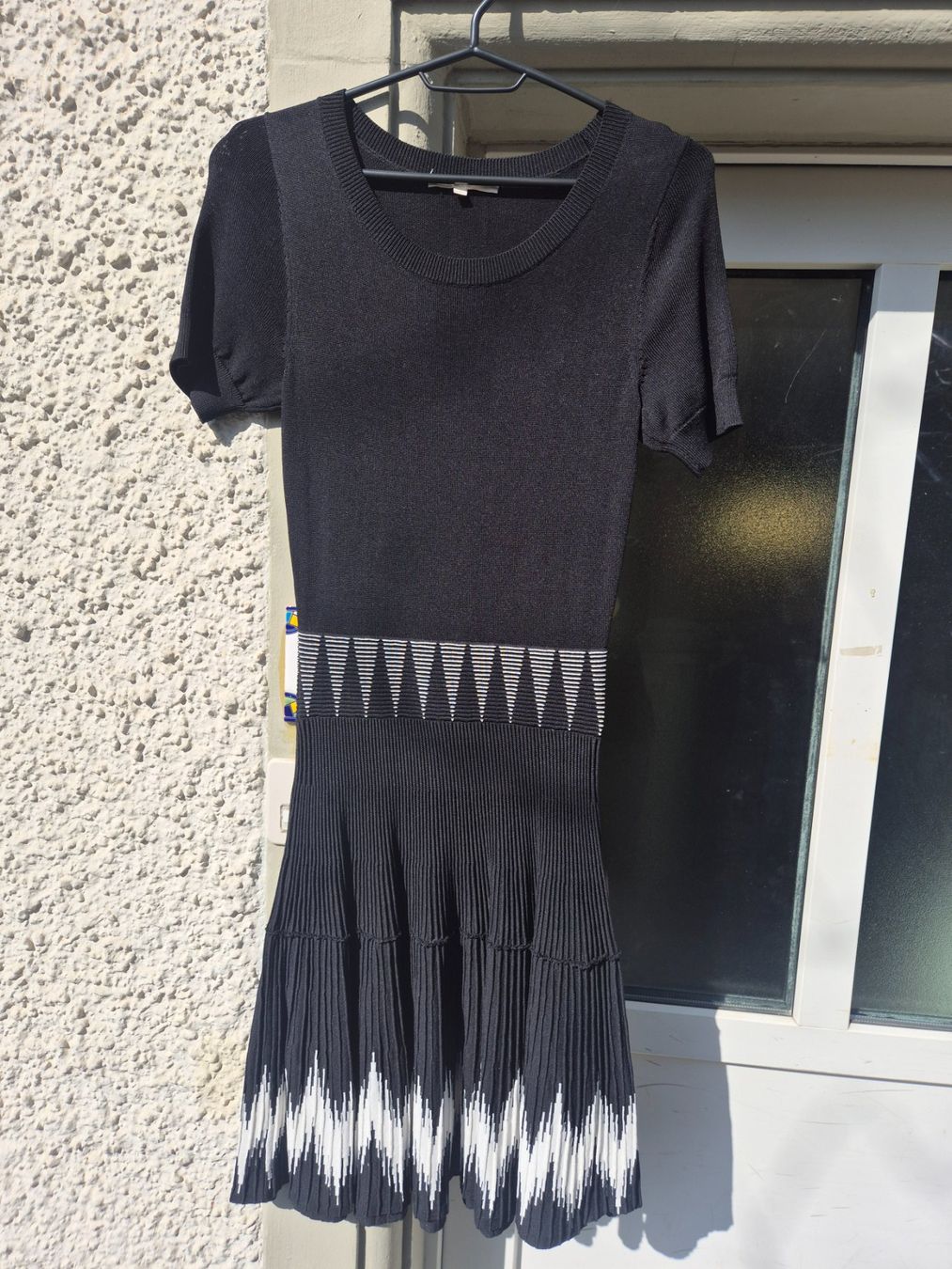 Maje Vestiti: Maje Strick Kleid Viskose Gr. 1 – Usato da Oberrohrdorf venduto da ma-vie