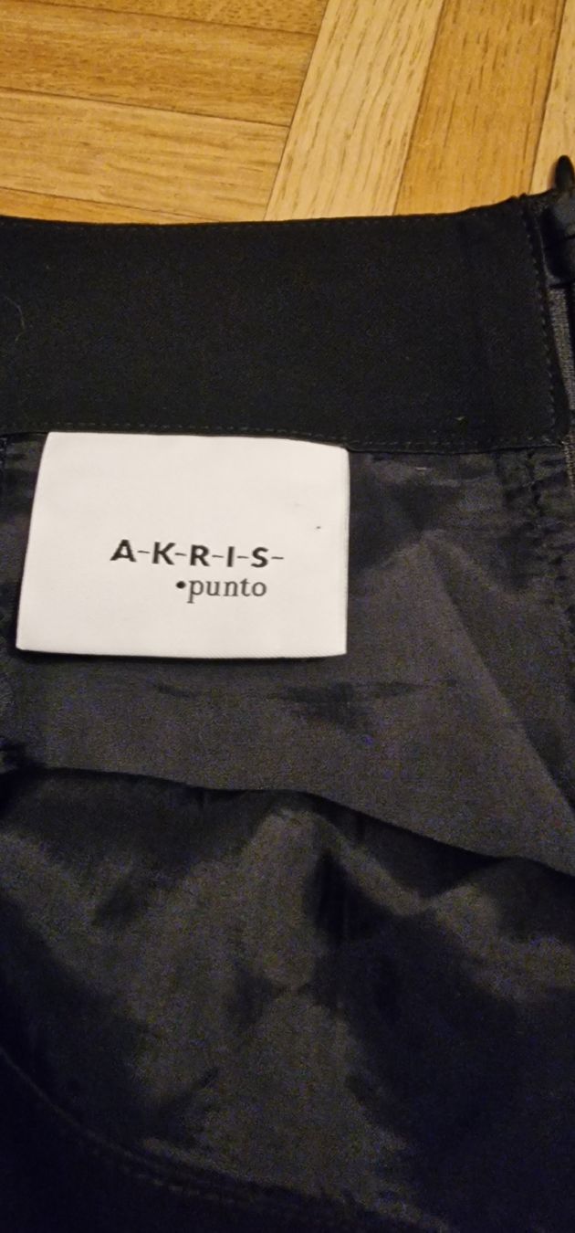 Akris Gonne: Akris Punto Rock Gr 40 – Usato da St. Gallen venduto da mania03 1