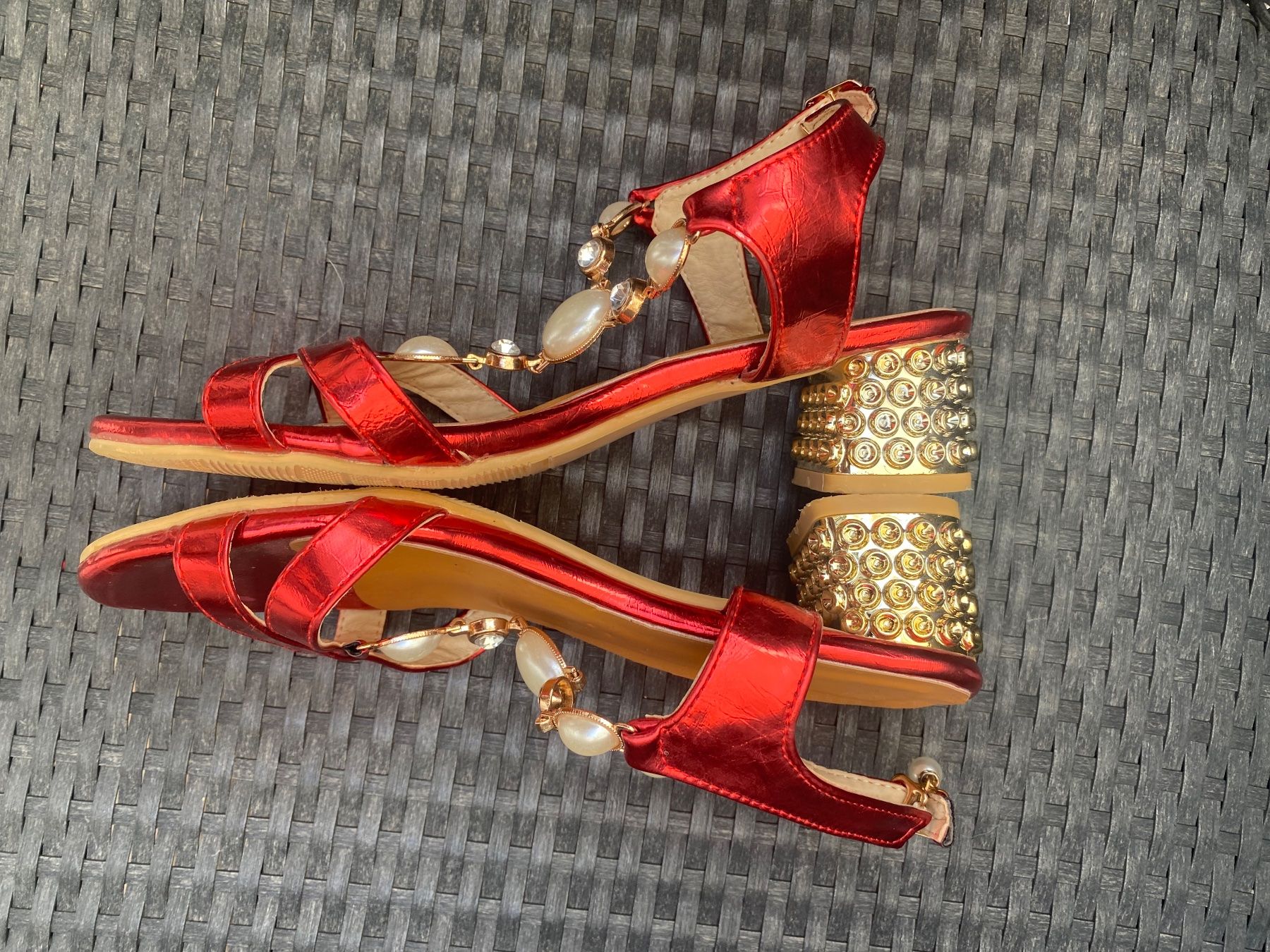 Scarpe da donna: SUMMERTIME - stylischer Sommerschuh mit Perlen, rot, 39 – Usato da Winkel venduto da ferrari2022 5