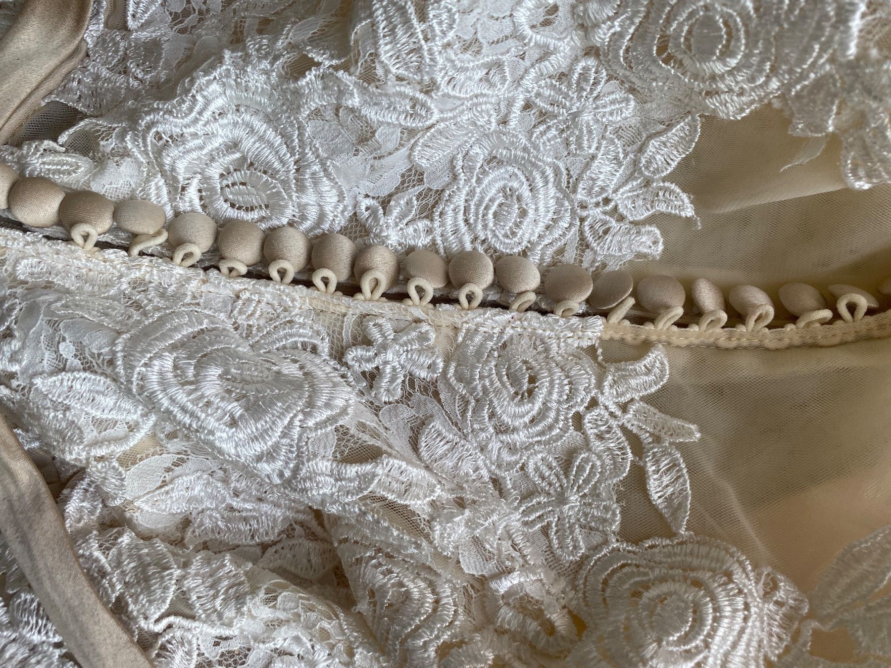 Vestiti: Hochzeitskleid champagne Princess effektive Gr. 46 – Usato da Wolfwil venduto da Piccola87 5