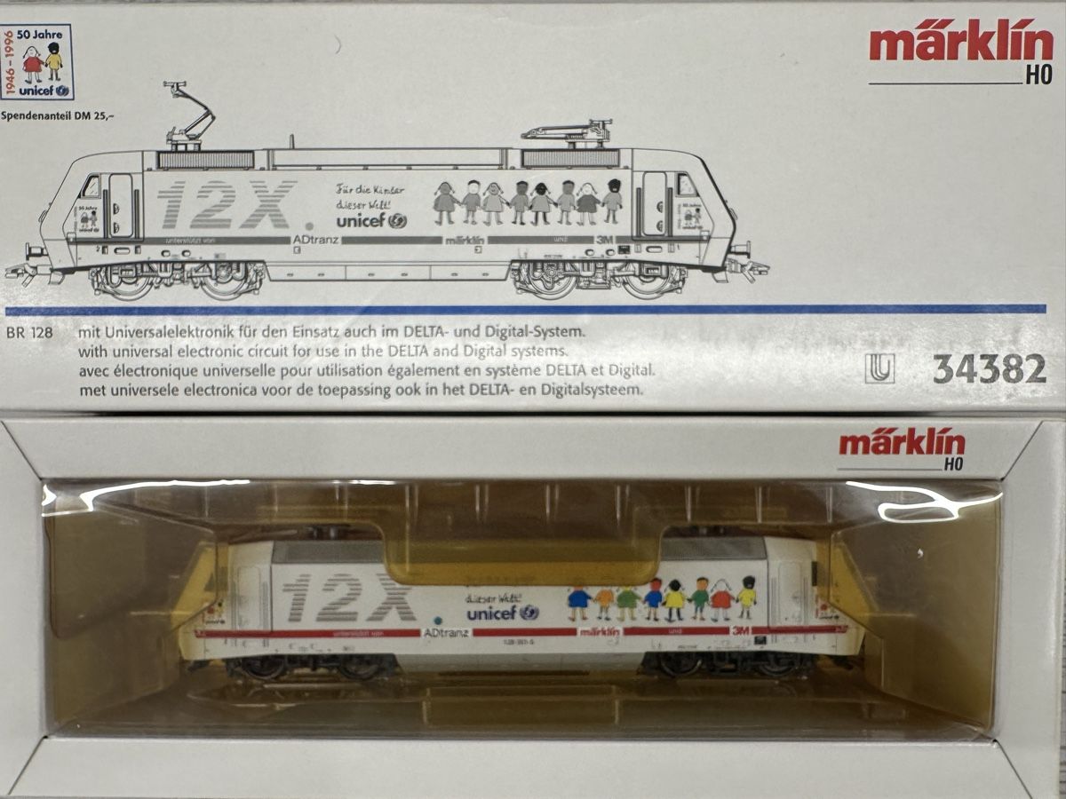 Märklin Trains électriques: Märklin 34382 DB BR 128 UNICEF digital – D'occasion à Lupsingen par New-Haven 5