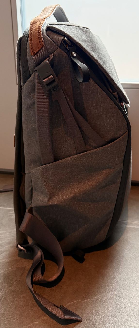 Peak Design Zaini: Peak Design Everyday Rucksack 20L v2, neuwertig, grau! – Usato da Wila venduto da ank_t769 2