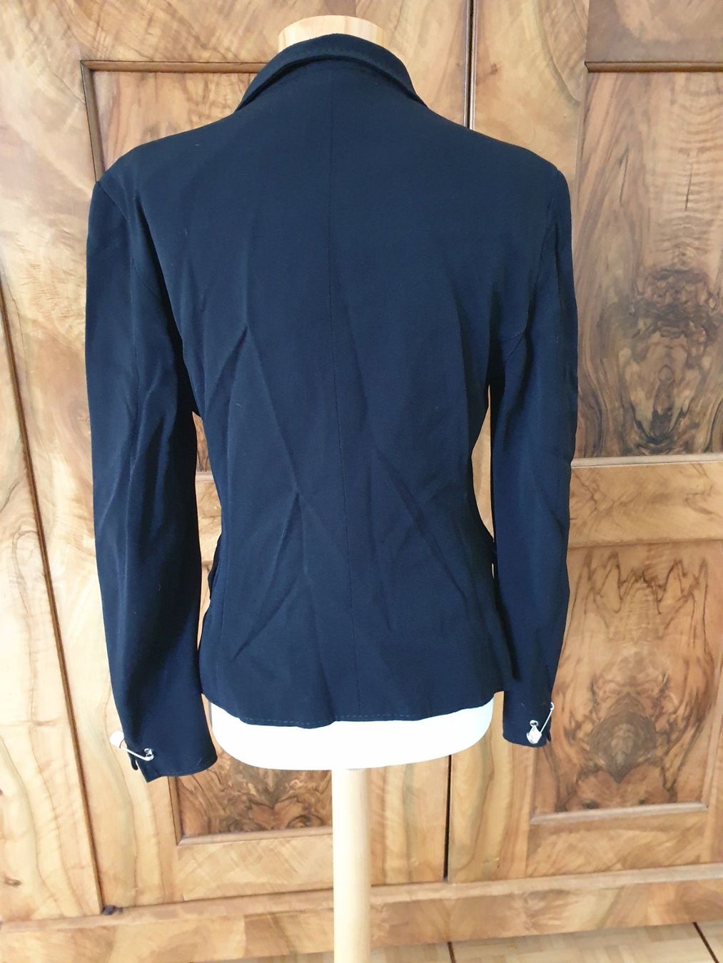 Moschino Giacche: Moschino CheapandChic Jacke Mega Gr. 36 – Usato da Bottmingen venduto da sandy_2 3