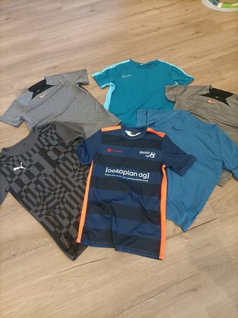 Fussball Trikots Set Nike, Puma, 6 Teile Grösse  ca. 164-S