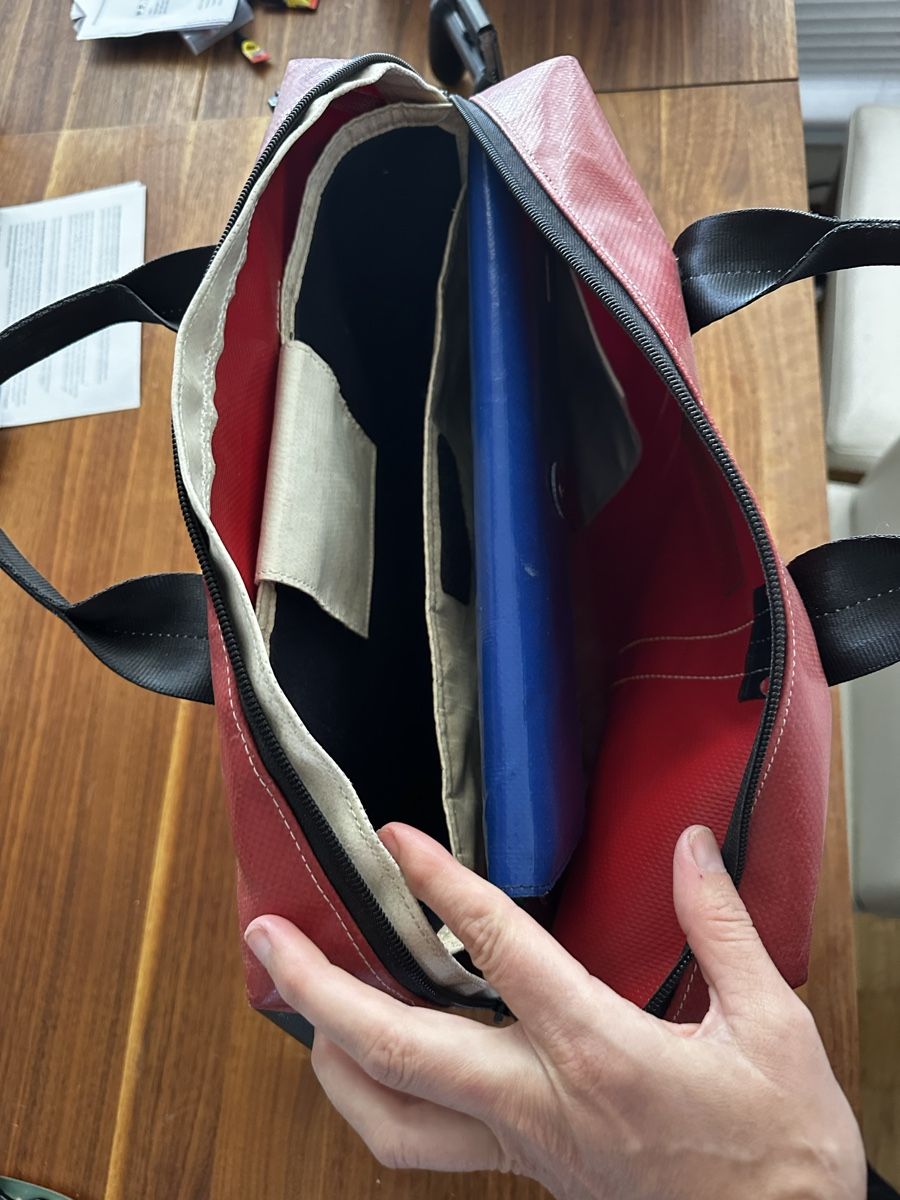 Freitag Valigie & Borse: Freitag Tasche inkl blaue Freitag – Usato da Affoltern am Albis venduto da WeberBio