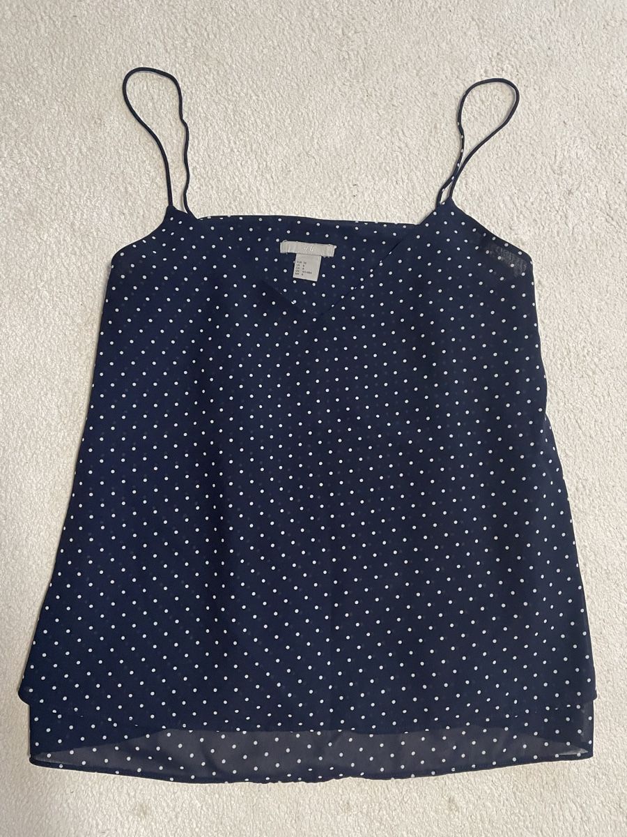 Tops: 5 hauts taille s-m – D'occasion à Sugiez par Becool18 2