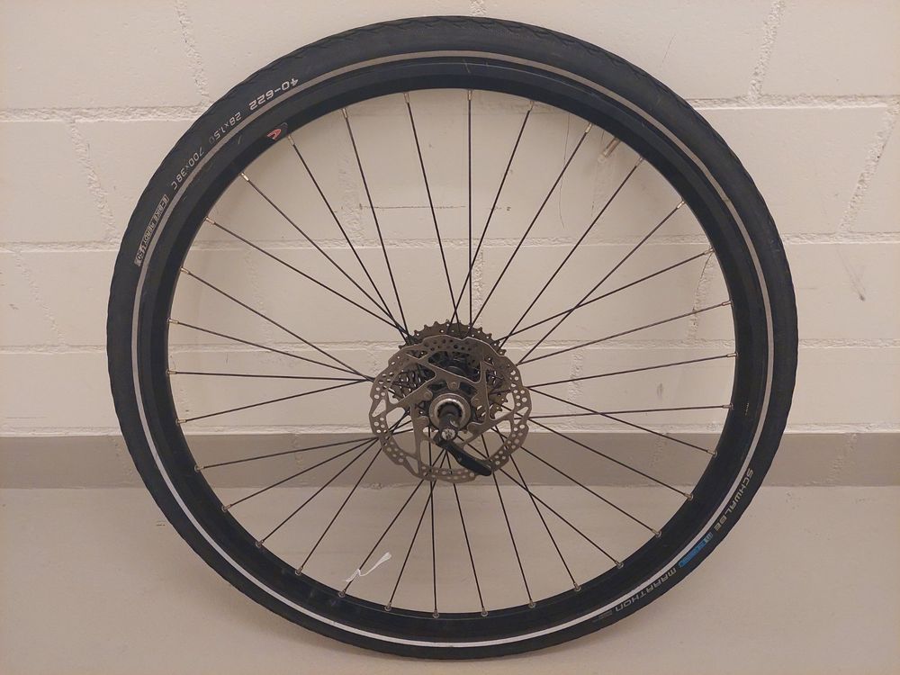 Hinterrad Komplettrad 28 Zoll - Felge 7 Gang Mit Reifen 700x35C Schwarz