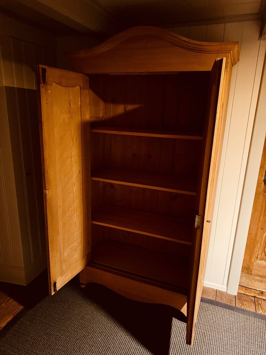 Armadi: Bauernschrank antik – Usato da Cham venduto da matap1 1
