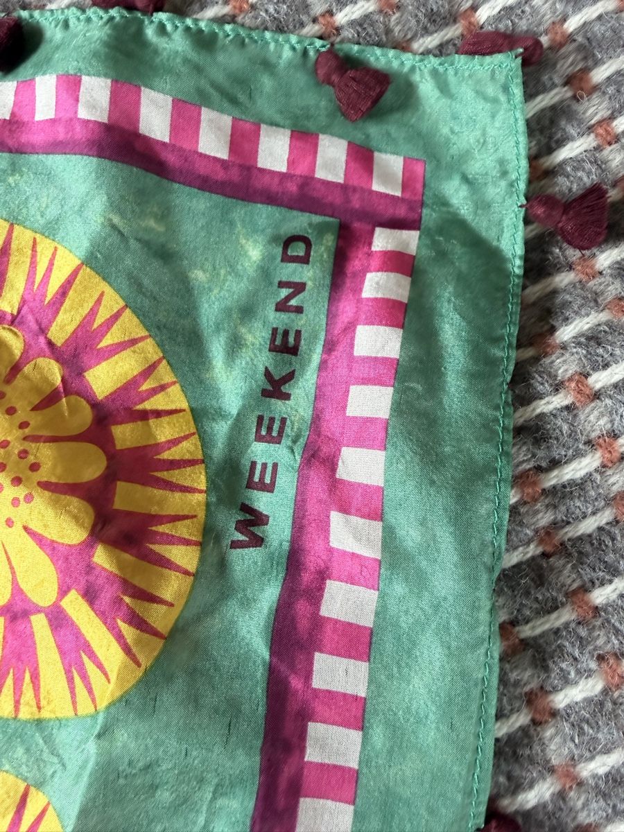 Max Mara Foulard & Sciarpe: Weekend MaxMara Scarf 100% silk Tassels Summer Boho – Nuovo (secondo la descrizione) da Männedorf venduto da iza04 3