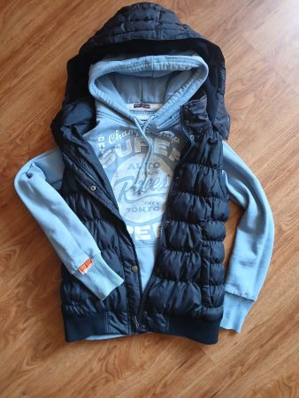 Damen Weste Gr. M und Super Dry Pulli Gr. S