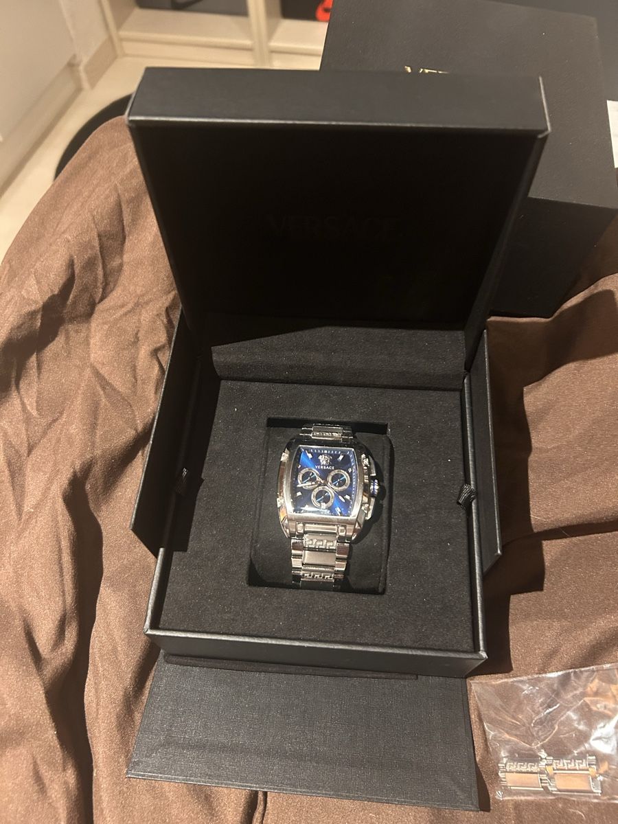 Versace Orologi: Versace Dominus - Chronograph - Silver - Coloured/Blue Watch – Usato da Uetendorf venduto da moulin-wuethrich 1