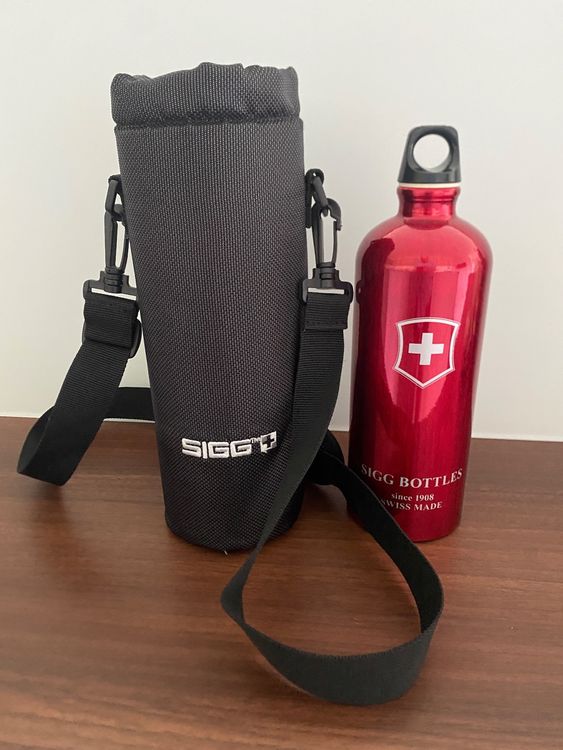 Cao Trinkflasche 0,75 Liter Aluminium - Rot Mit Karabiner