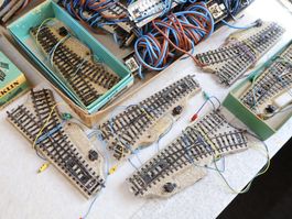 Märklin 8 x Elektro Weiche + Schienen M-Gleis H0