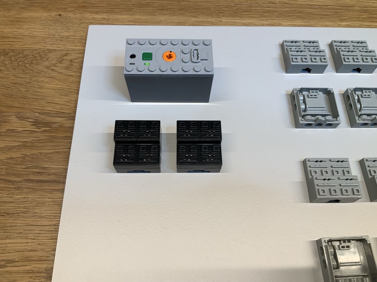 Lego Baukästen: 2x SBrick mit extra Gehäusen und Power Functions Akku – Neu (gemäss Beschreibung) aus Tagelswangen von rotsi 1