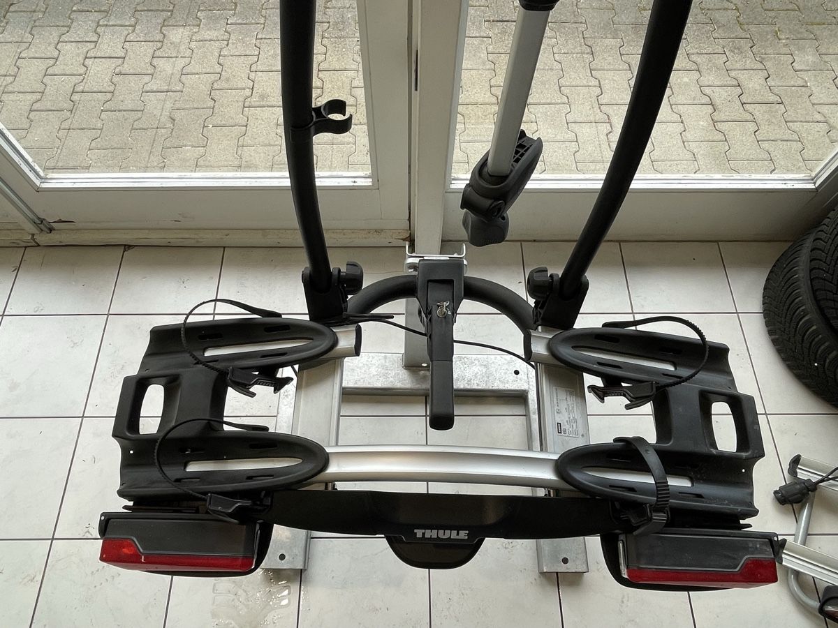Thule Portapacchi: Thule Fahrradträger Neu – Nuovo (secondo la descrizione) da Tecknau venduto da Garage_St.Buser 2
