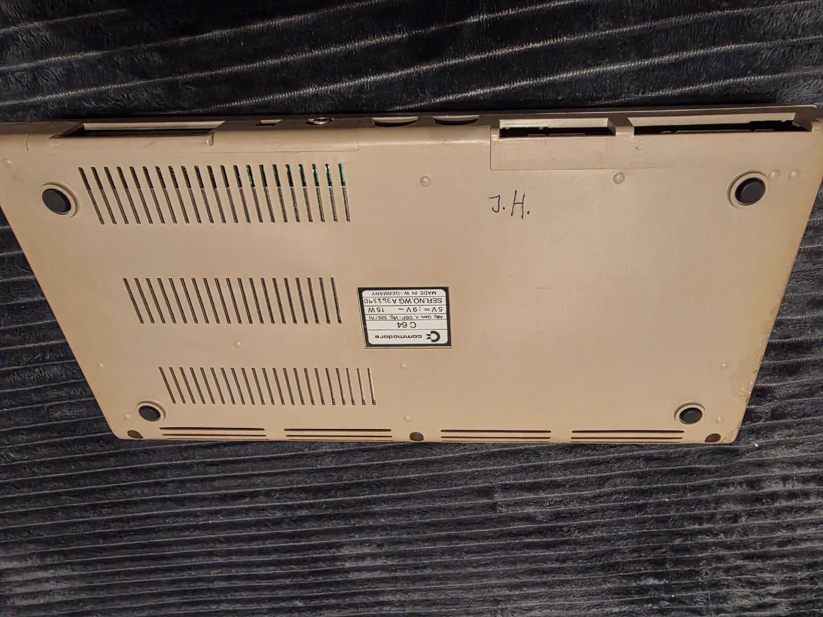 Commodore PC: Commodore 64 – Usato da Courroux venduto da Davy642 1