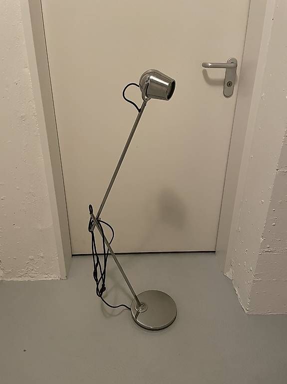 Lampen: Chrome desk lamp – Gebraucht aus Zürich von carlottaf