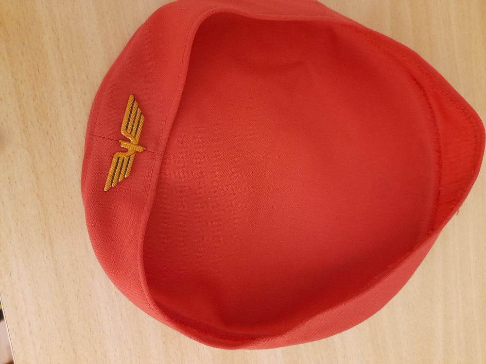 Authentique et Magnifique Casquette Pneu Laurent Neuve N°3 - Collection