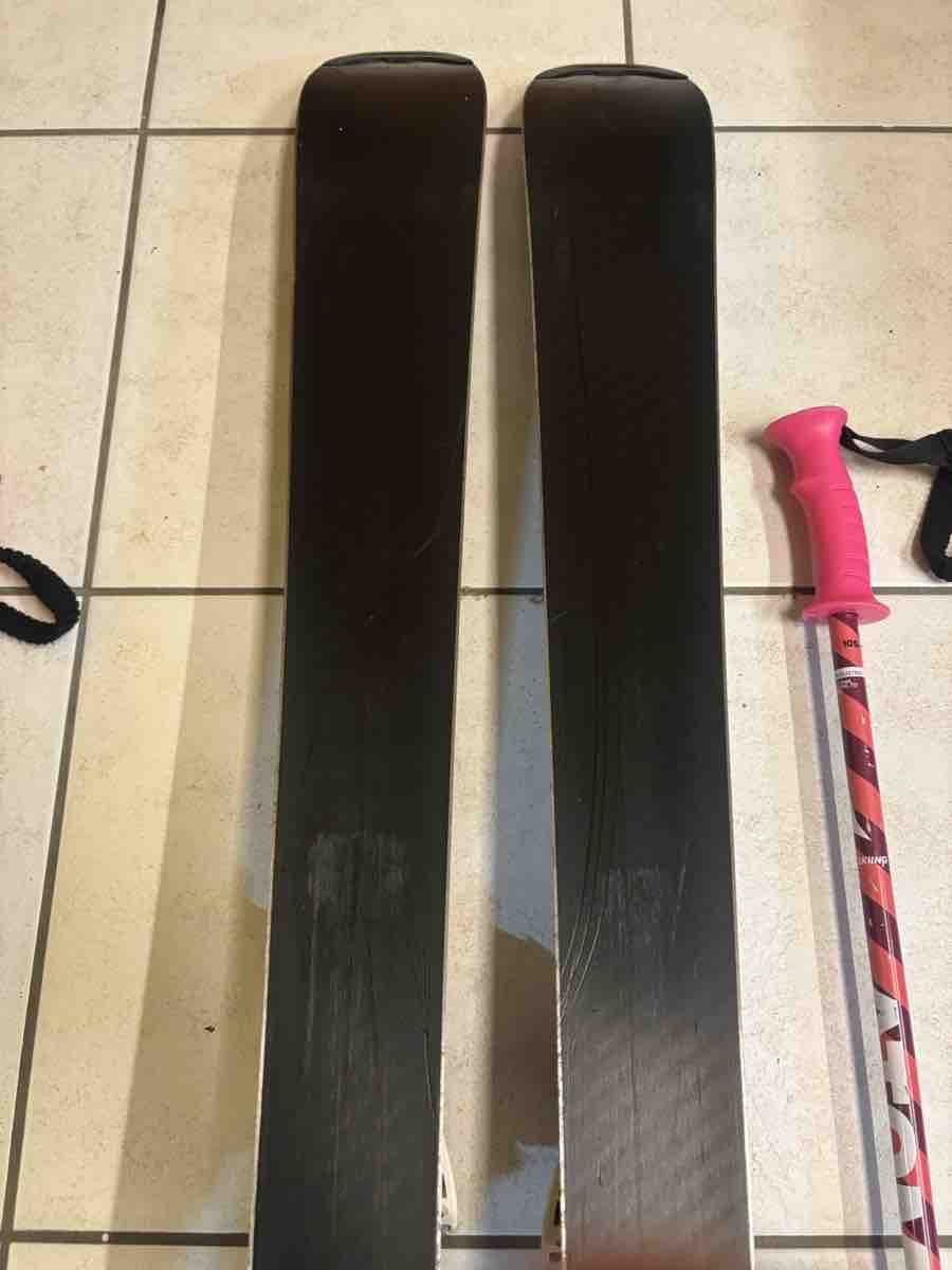 Atomic Vantage JR-X Kinder-Ski 140cm mit Stöcken 105cm (D'occasion) à ...