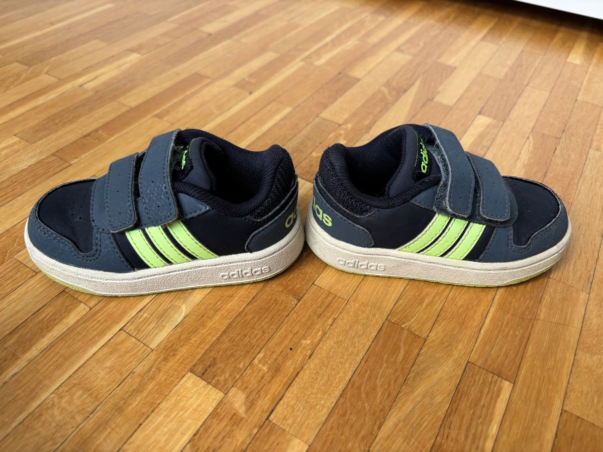 Adidas Scarpe per ragazzi: Baskets Adidas enfants t. 23 – Usato da Chêne-Bougeries venduto da CeliaMate 5