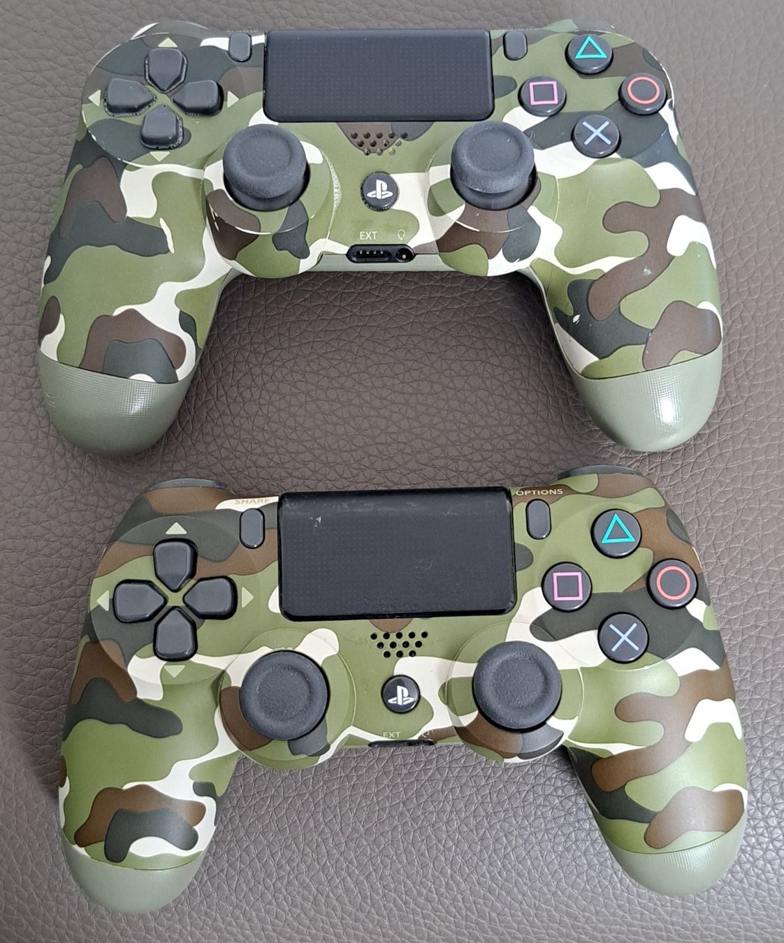 Sony Controller: Ps4 controller Original SONY 2 Stück – Gebraucht aus Biel/Bienne von Sasha4u