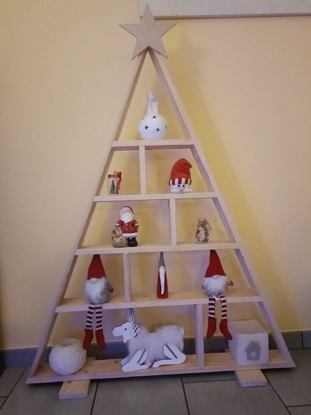 Scaffali: Sapin étagère de déco Noël – Nuovo e nell'imballaggio originale da Vicques venduto da Laffaire11