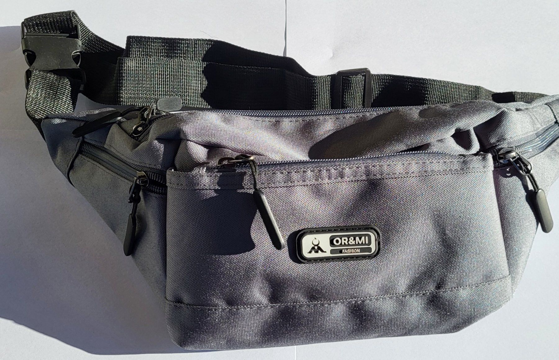 Sacs: Graue Bauchtasche – Neuf avec emballage d'origine à figino par ame_frv2