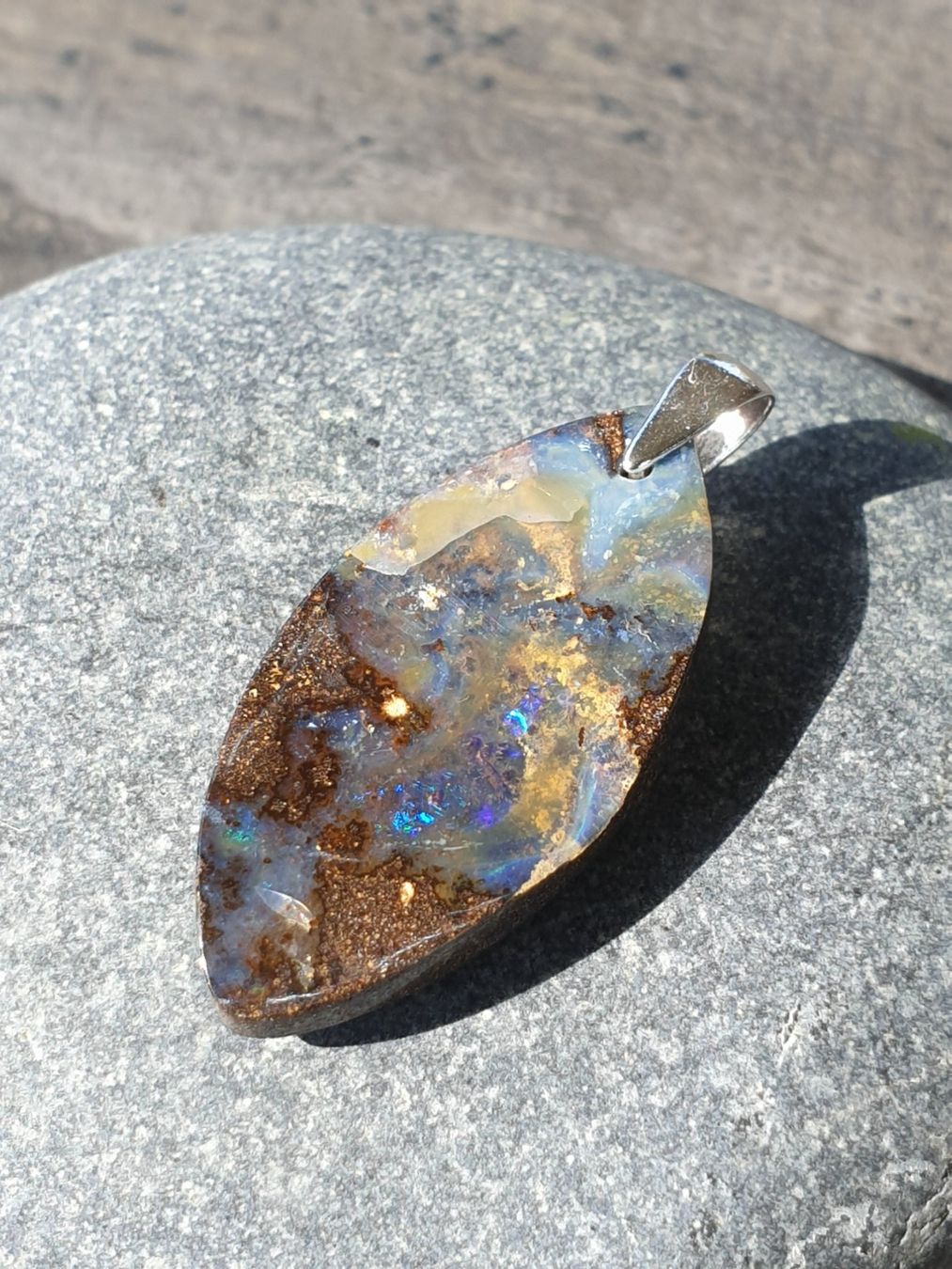 Ciondoli: Anhänger Boulder Opal. – Nuovo (secondo la descrizione) da Niederbüren venduto da Raphael014 2