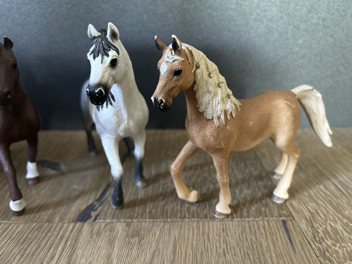Schleich Giocattoli: Schleich Pferde – Usato da Winterberg ZH venduto da Amina023 1