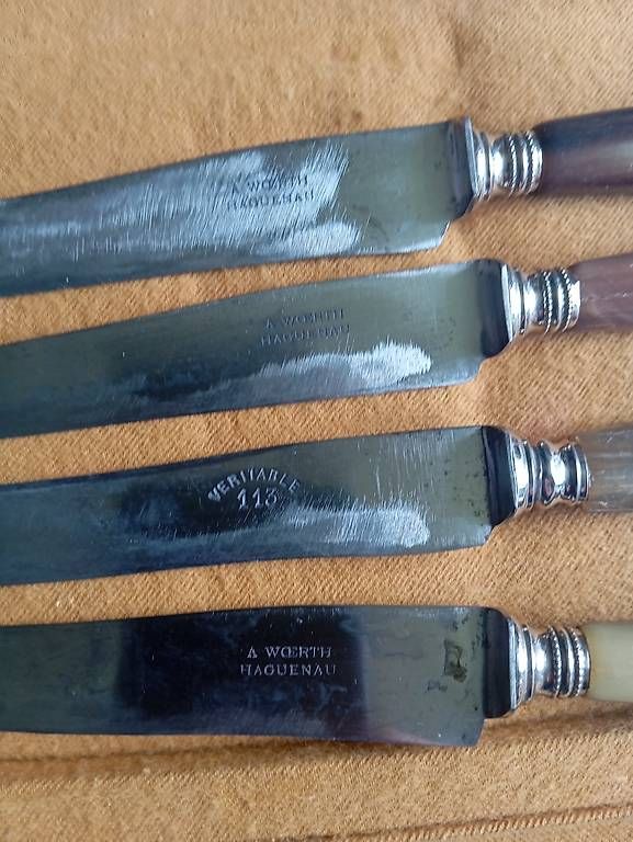 Coltelli: 12 Carbonstahl Messer – Usato da Basel venduto da Petergunn 1