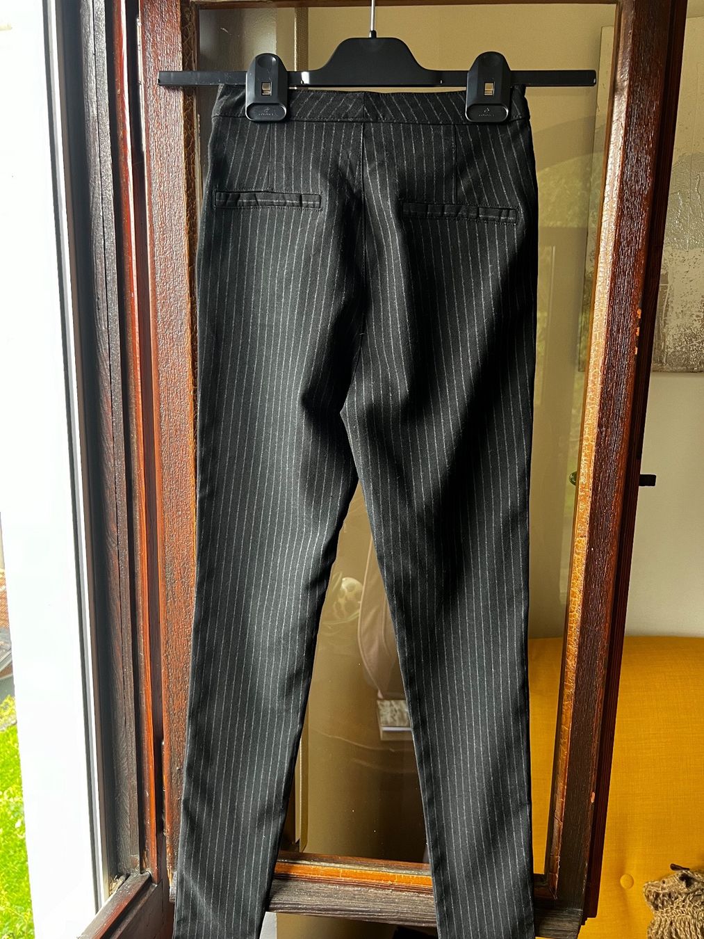 Pantalons: Pantaloni/leggins – Neuf (Voir description) à Bellinzona par bul_mvy5 1