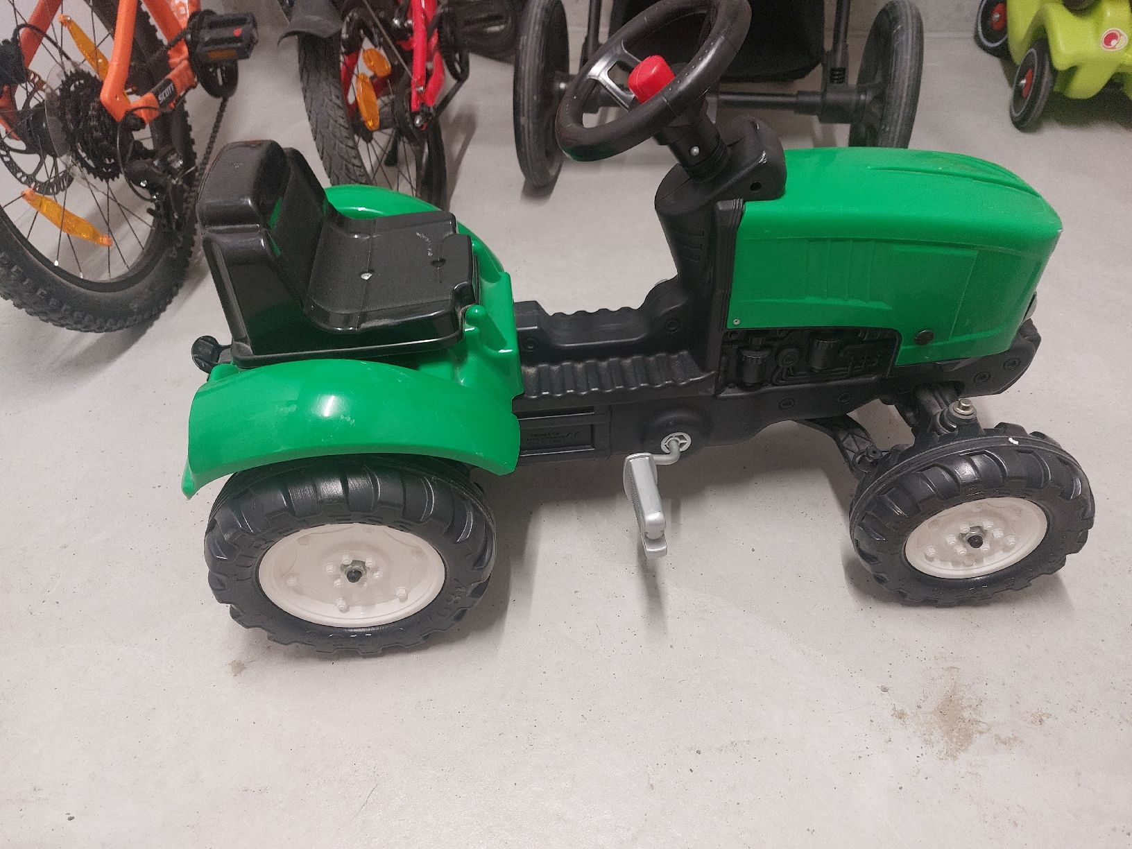 Véhicules pour enfants: Trekker pedal Traktor – D'occasion à Niederhasli par har_2bpb 1