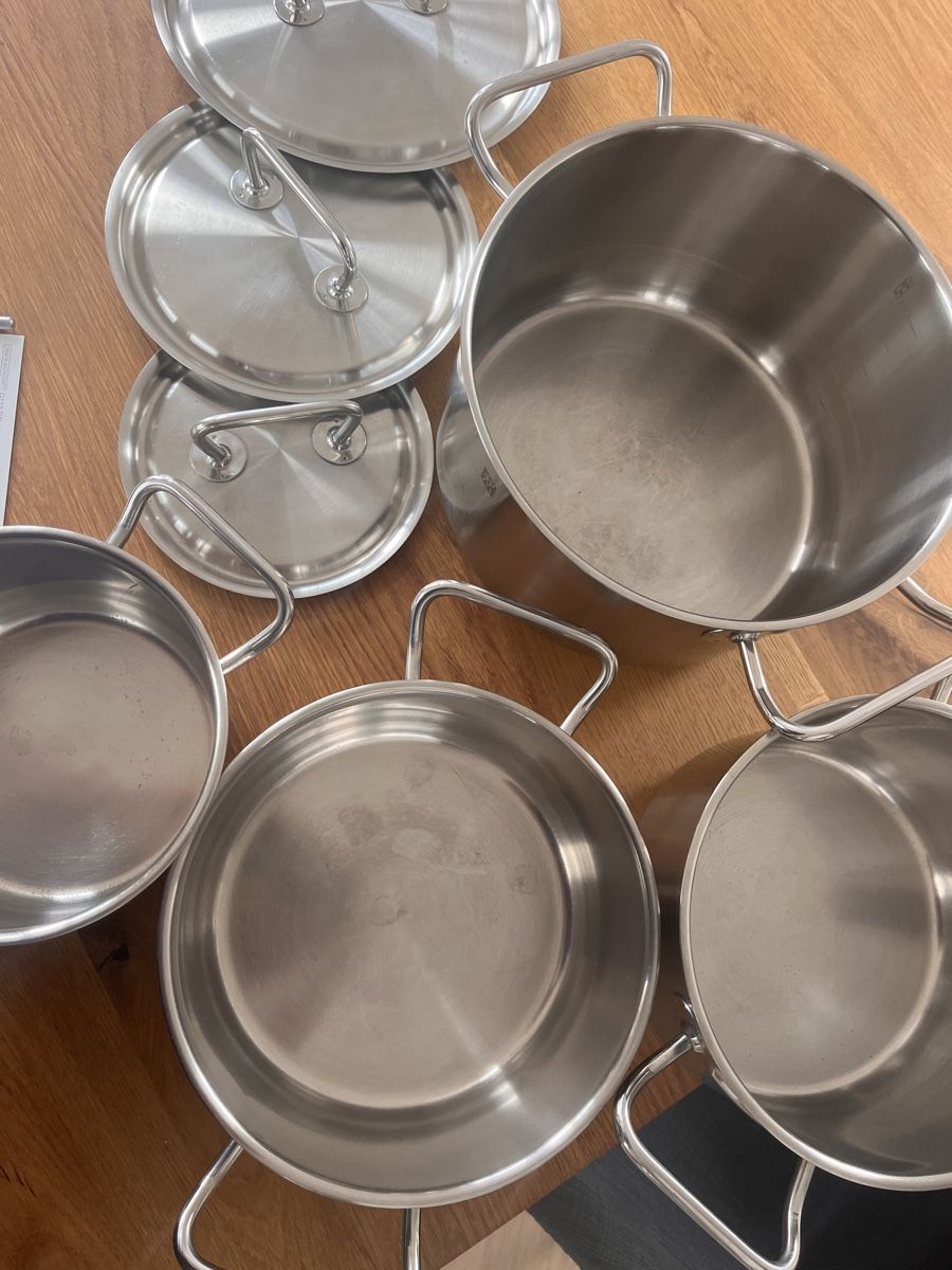Casseroles: Zwilling Kochtopf-Set – D'occasion à Oberägeri par fam_k5sf 1