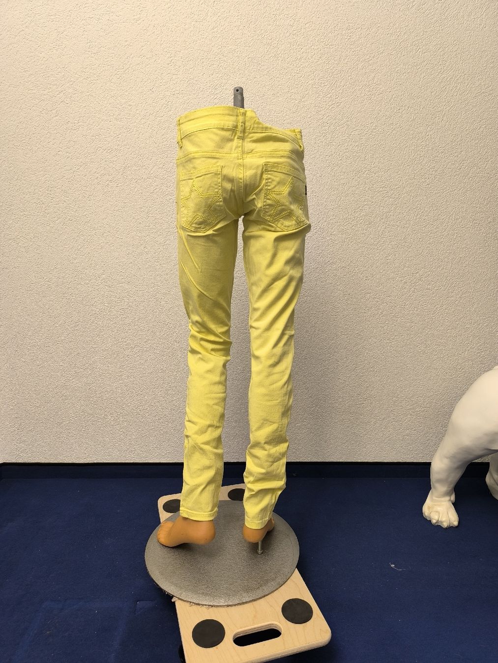 Pantaloni: Gelbe Hose  - Gothic, Punk, Emo – Usato da Fischbach LU venduto da BuBri 1