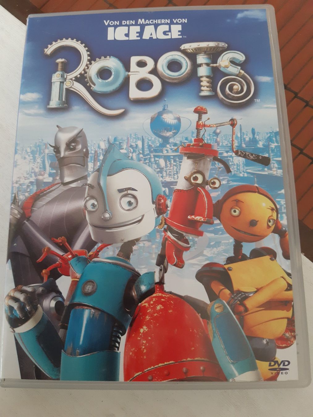 Tutti i DVDs: Robots – Usato da Domat-Ems venduto da nugipuff