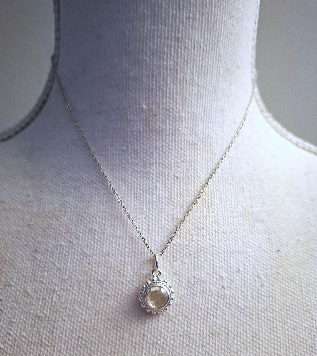 Catenine: KRISTALL - Silberkette - kristallfarben – Nuovo e nell'imballaggio originale da Mühlethal venduto da nicita-modeschmuck 1