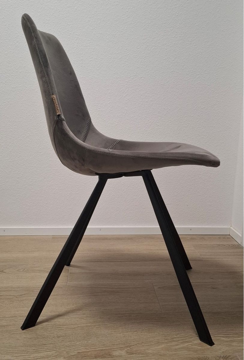 Sedie: Imitation Alcántara Stühle – Usato da Gelterkinden venduto da nel_mrd5 1