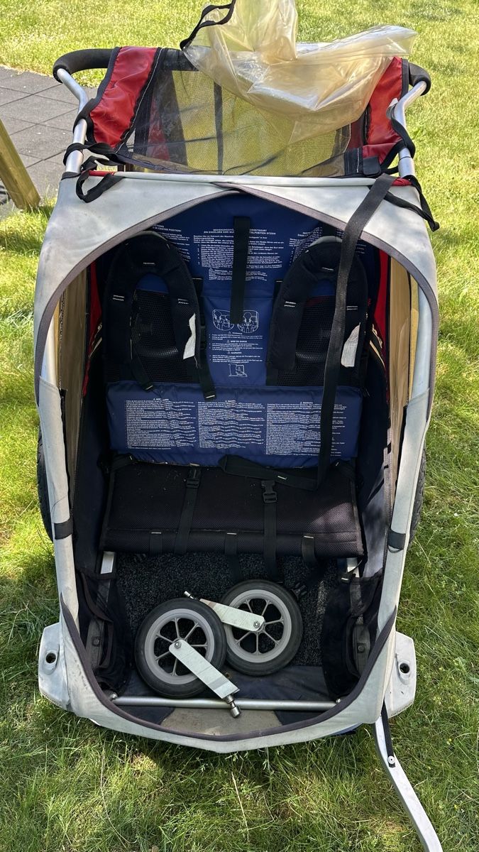 Remorques: Chariot CX 2 Kinderanhänger. – D'occasion à Münsingen par suxli 6