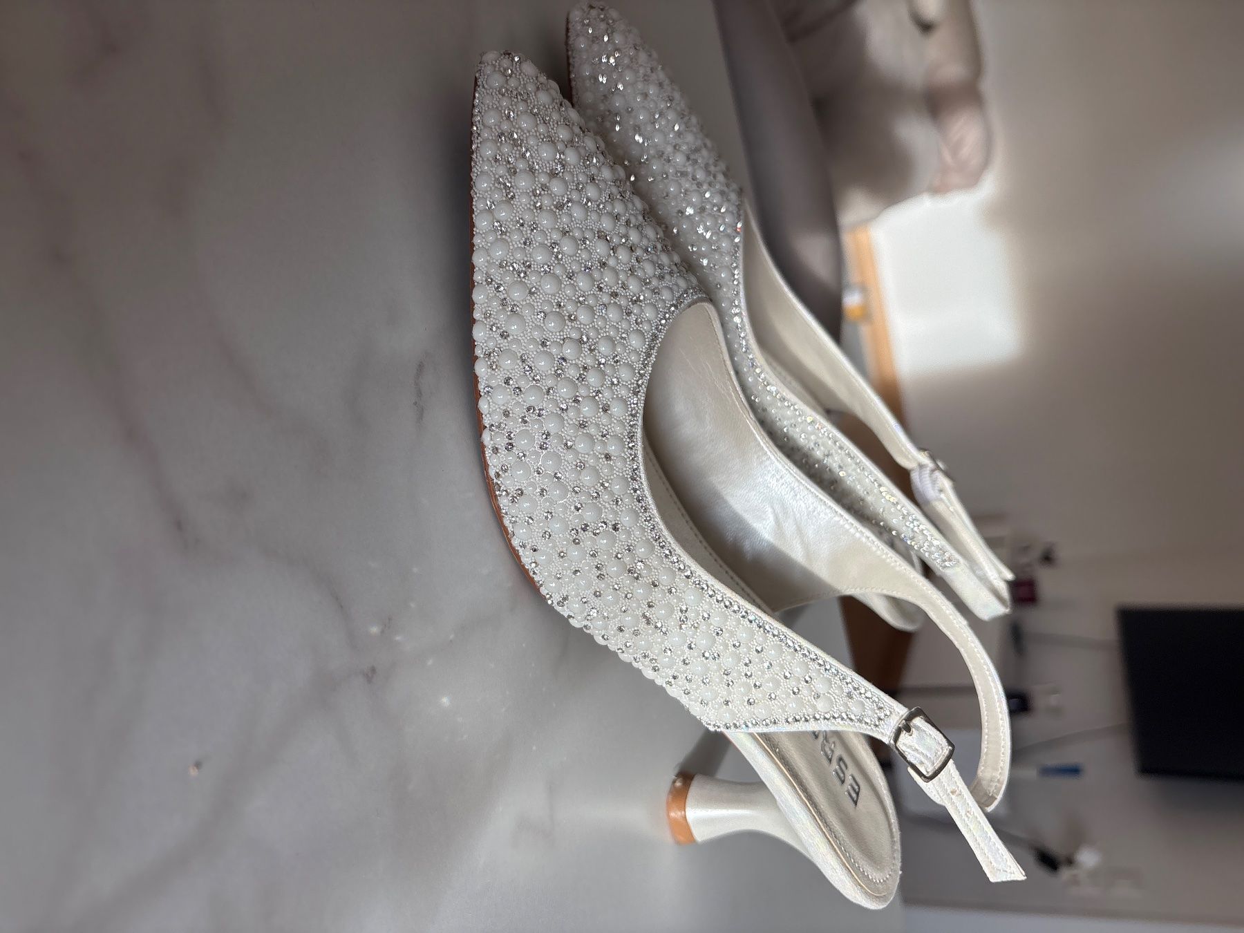 Scarpe da donna: Escarpins taille 38 – Nuovo (secondo la descrizione) da La Chaux-de-Fonds venduto da cal_2vmd 2