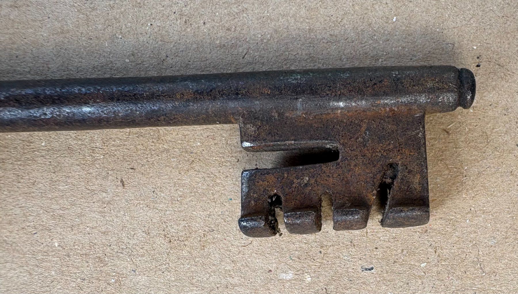 Schlüssel: VINTAGE EISENSCHLÜSSEL – Gebraucht aus Ostermundigen von wini63 1