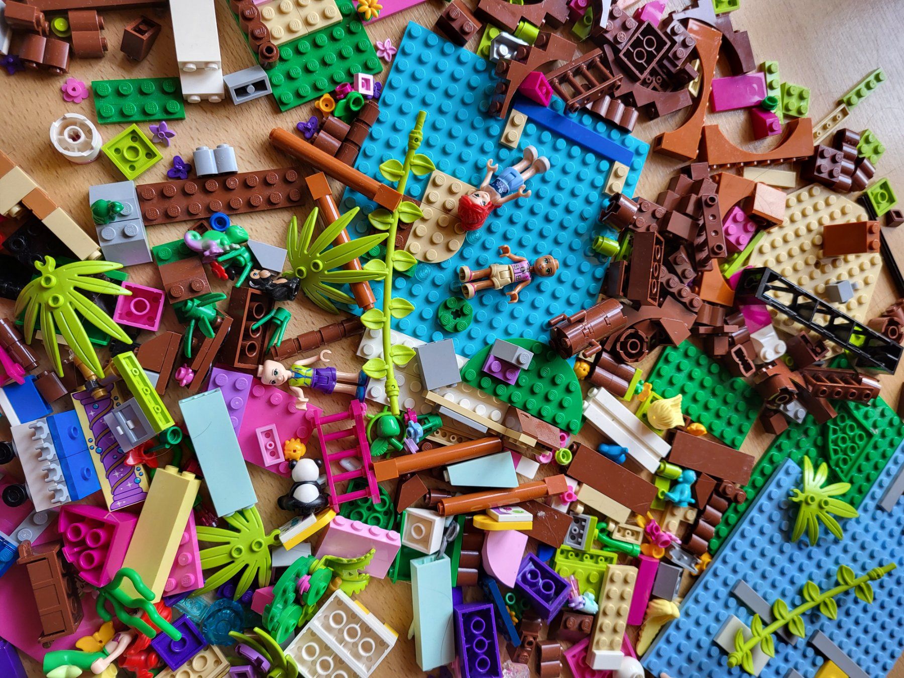 Lego Kit di costruzioni: Lego Friends 41038 + weitere Sets – Usato da Eggiwil venduto da kariiina 4