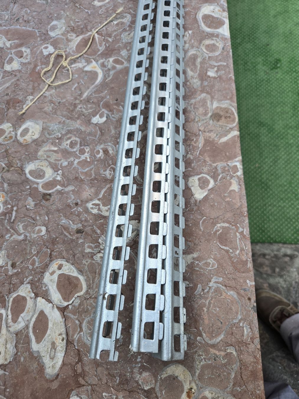 Eisenwaren: winkelschine metal 3 stk 2,50lm. – Neu (gemäss Beschreibung) aus Bern von Paca48